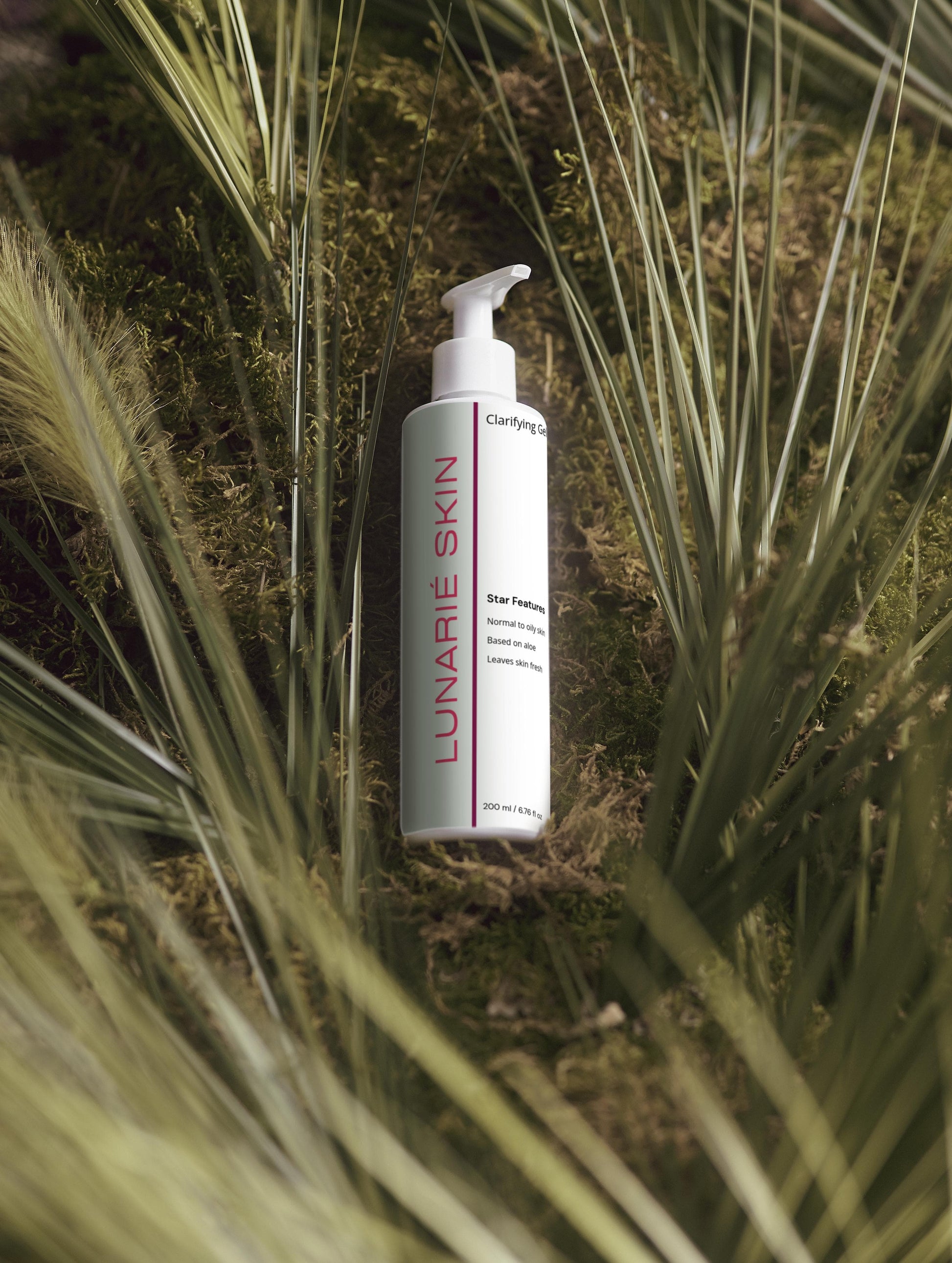 Selfnamed Default Clarifying Gel with Fruit Extracts